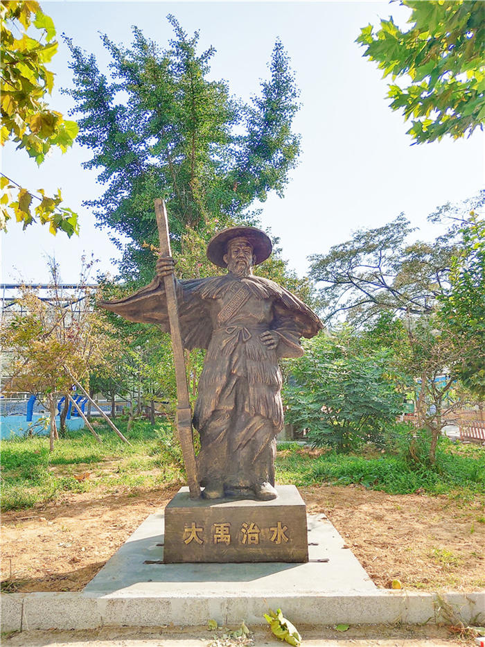 圆雕人物